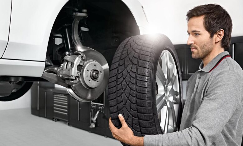 Mobile tyre fitting